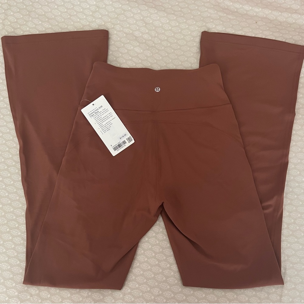 NWT Lululemon groove flare yoga pants - Picture 1 of 2